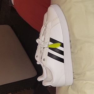 adidas Cloudfoam Advantage White Black - AW4294, Size 10.5, NWOT